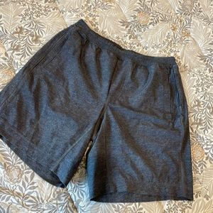 Men’s lulu shorts